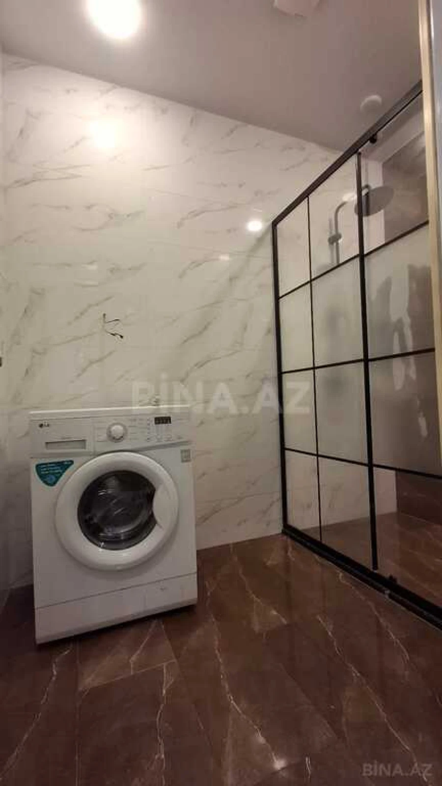 Satılır 3 otaqlı mənzil 125 m²