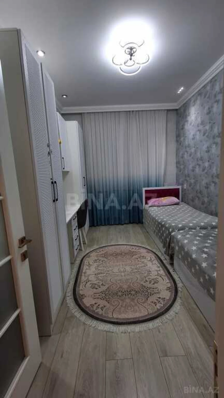 Satılır 3 otaqlı mənzil 125 m²