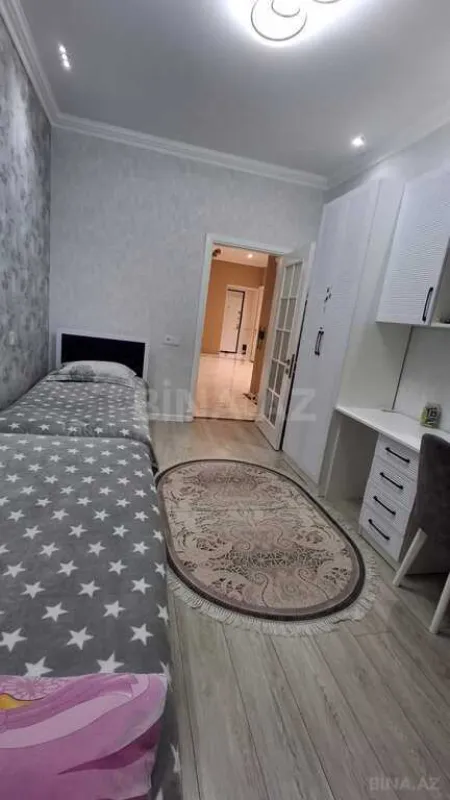 Satılır 3 otaqlı mənzil 125 m²