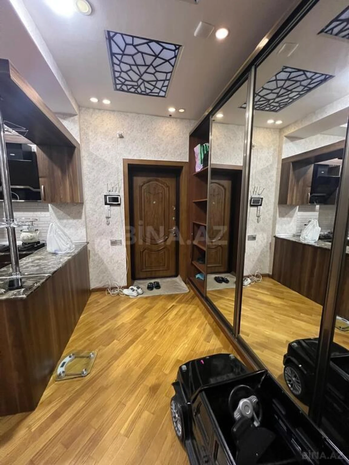 Satılır 2 otaqlı mənzil 64 m²