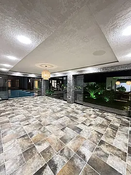 Satılır 9 otaqlı həyət evi 1000 m²