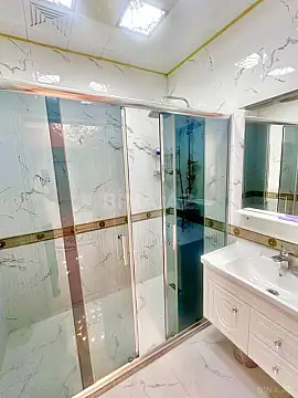 Satılır 3 otaqlı mənzil 142 m²