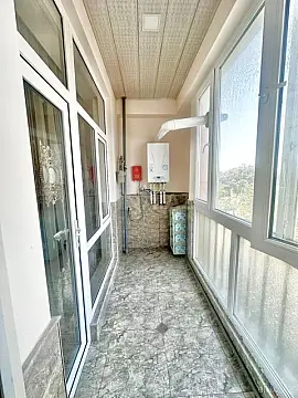 Satılır 3 otaqlı mənzil 142 m²