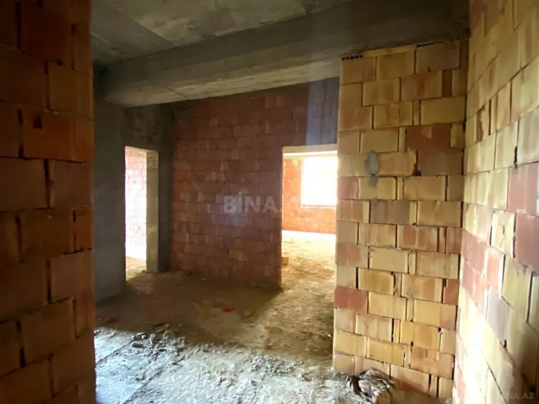 Satılır 3 otaqlı mənzil 116 m²
