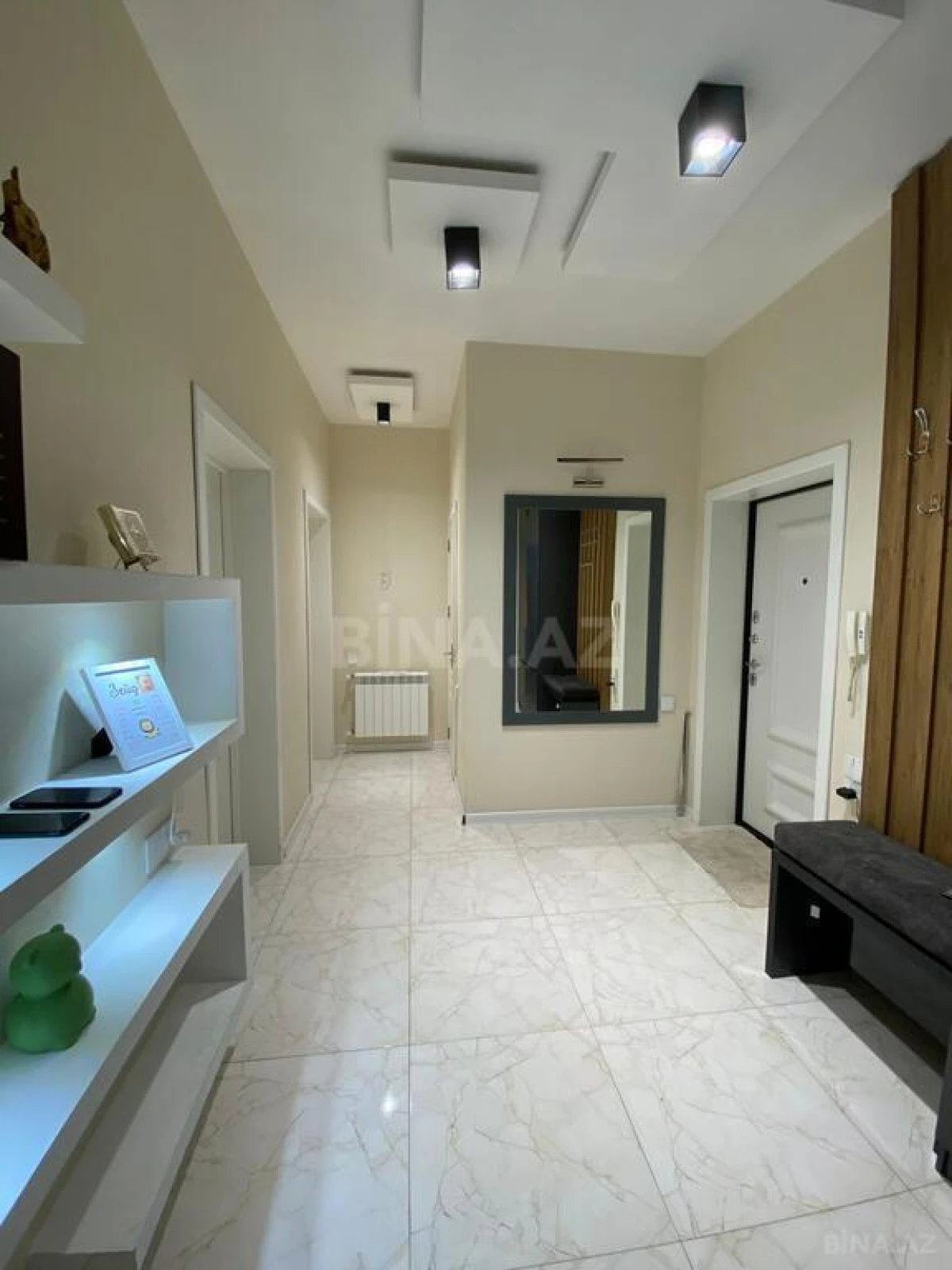 Satılır 2 otaqlı mənzil 90 m²