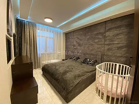 Satılır 2 otaqlı mənzil 90 m²