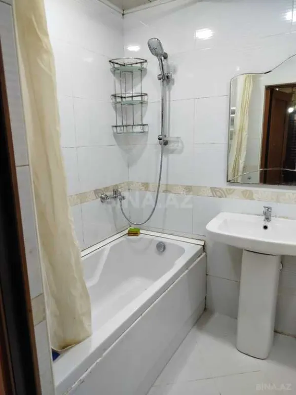 Kirayə verilir 2 otaqlı mənzil 60 m²
