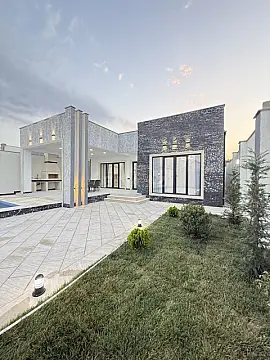 Satılır 4 otaqlı həyət evi 160 m²