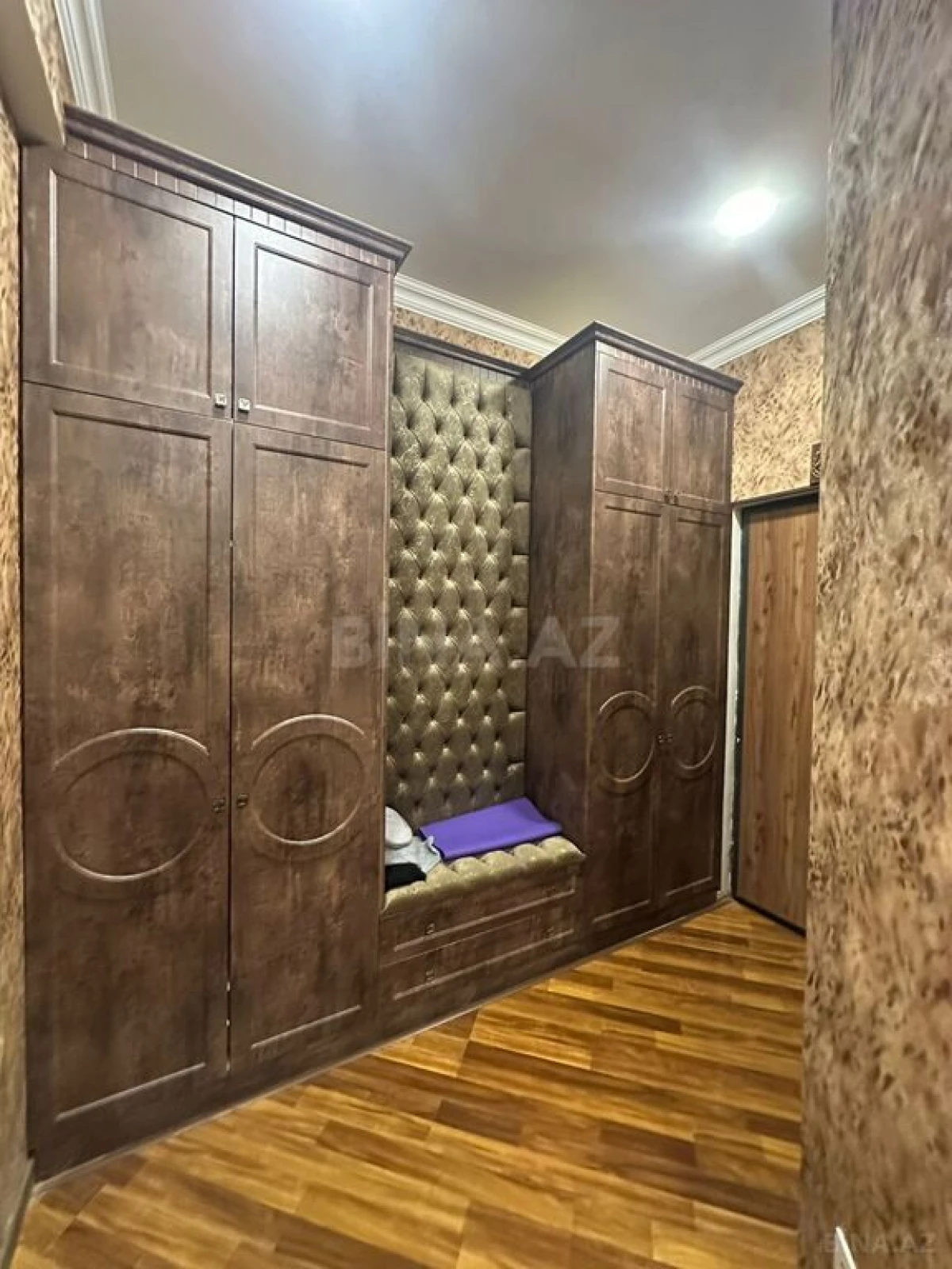Satılır 3 otaqlı mənzil 130 m²