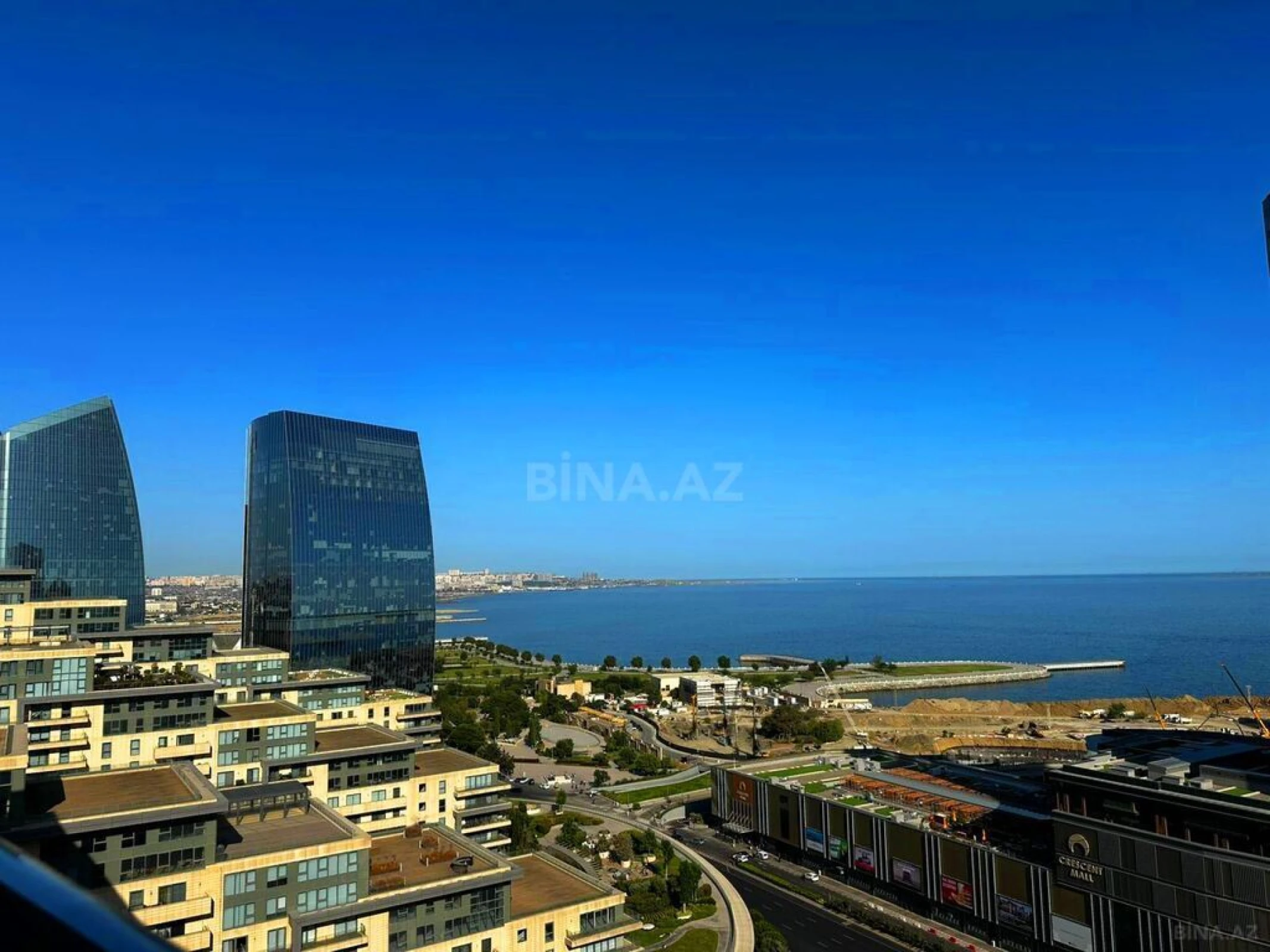 Satılır 4 otaqlı mənzil 185 m²