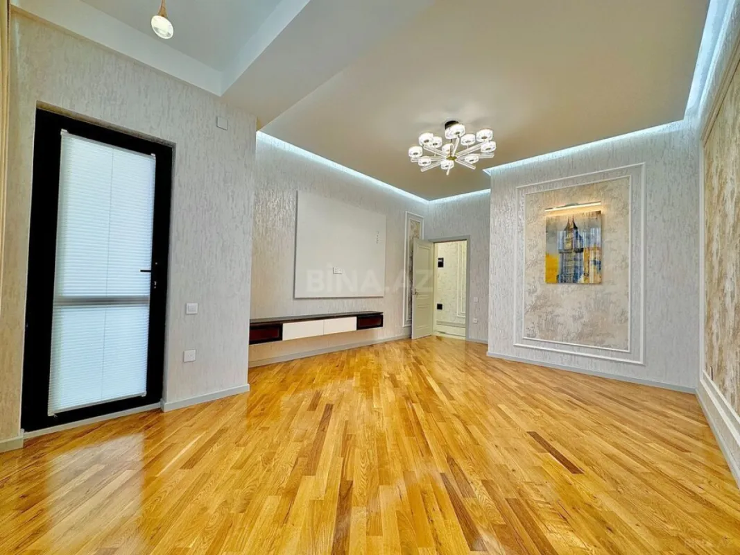 Satılır 2 otaqlı mənzil 85 m²