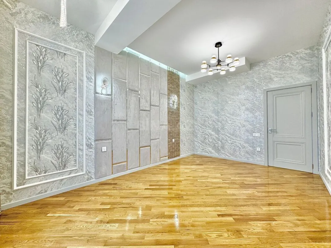 Satılır 2 otaqlı mənzil 85 m²