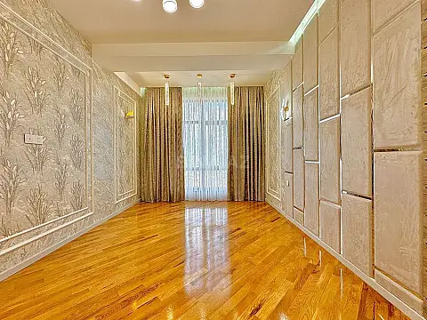 Satılır 2 otaqlı mənzil 85 m²
