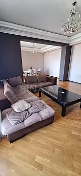 Kirayə verilir 3 otaqlı mənzil 150 m²