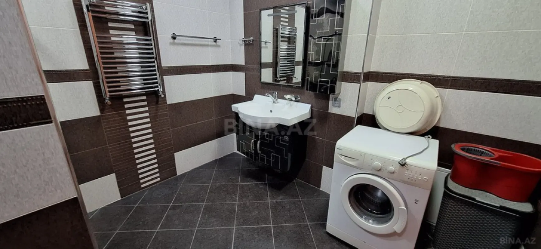 Kirayə verilir 3 otaqlı mənzil 150 m²