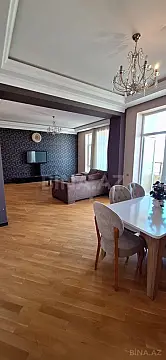 Kirayə verilir 3 otaqlı mənzil 150 m²