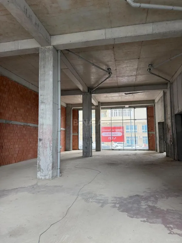 Satılır obyekt 229.2 m²