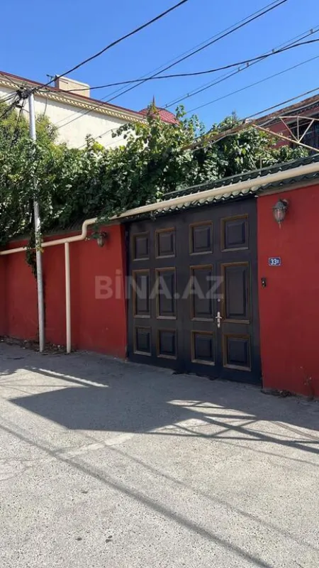 Satılır 6 otaqlı həyət evi 450 m²