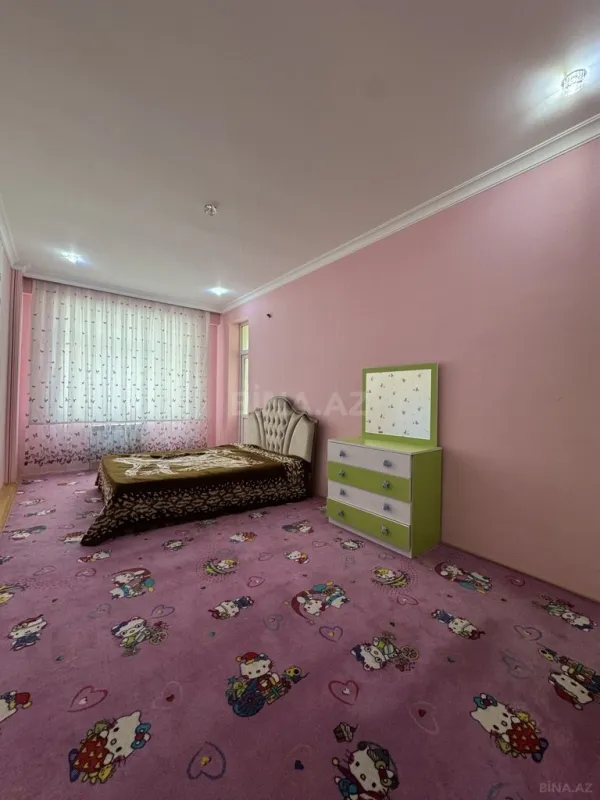 Kirayə verilir 3 otaqlı mənzil 170 m²