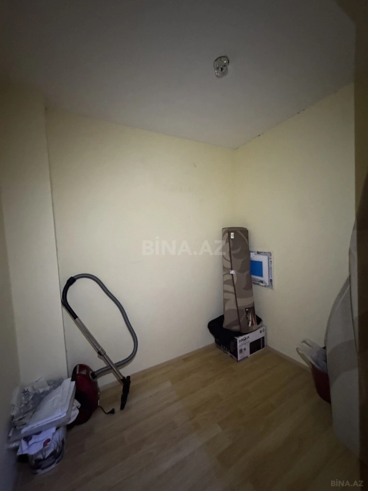 Kirayə verilir 3 otaqlı mənzil 170 m²