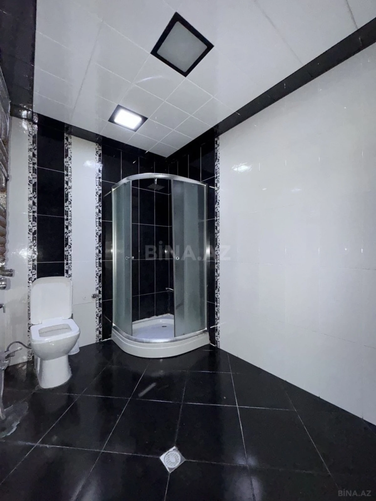 Kirayə verilir 3 otaqlı mənzil 170 m²