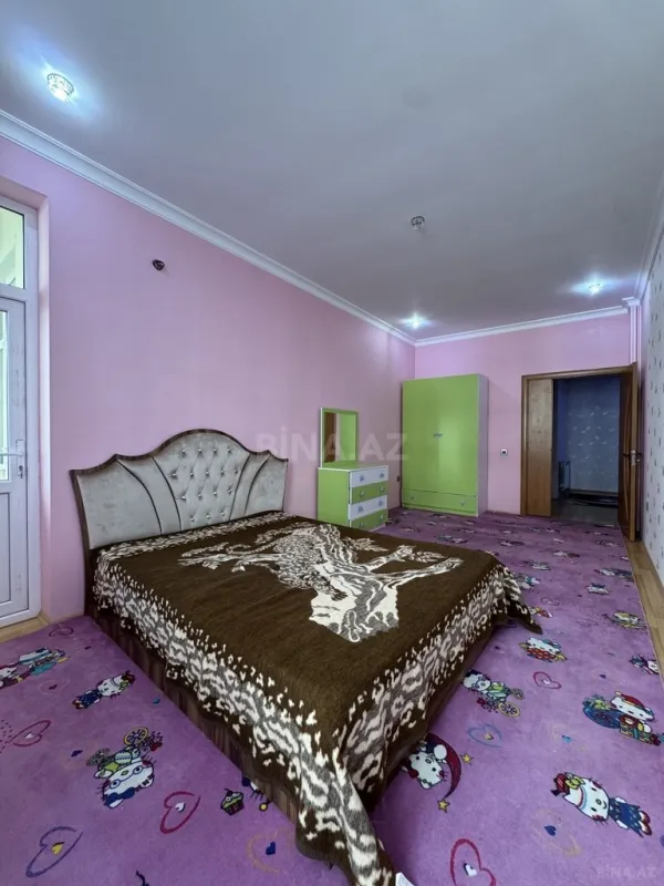 Kirayə verilir 3 otaqlı mənzil 170 m²