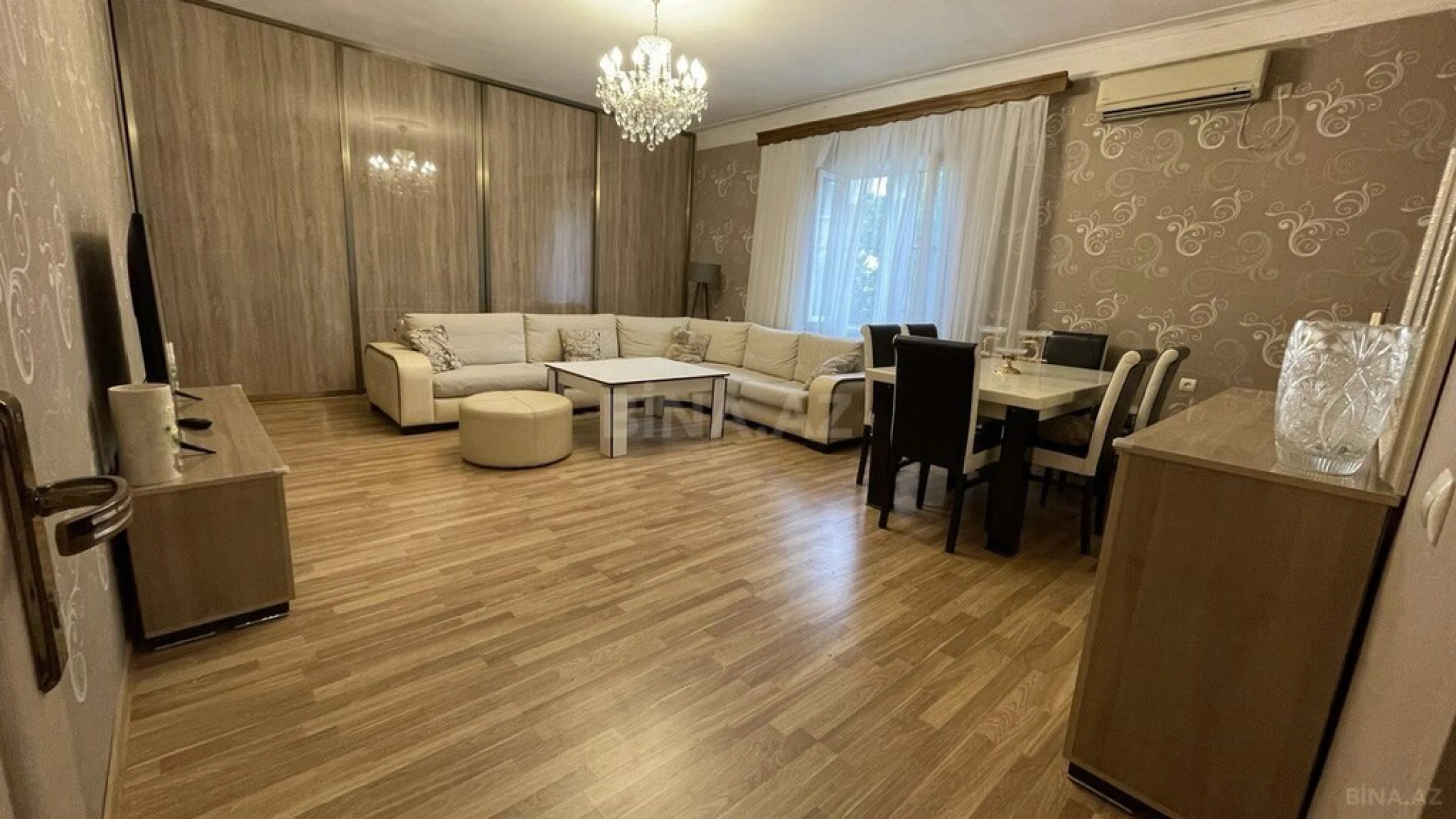 Satılır 6 otaqlı həyət evi 165 m²
