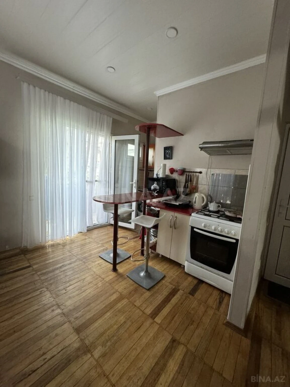 Satılır 6 otaqlı həyət evi 165 m²