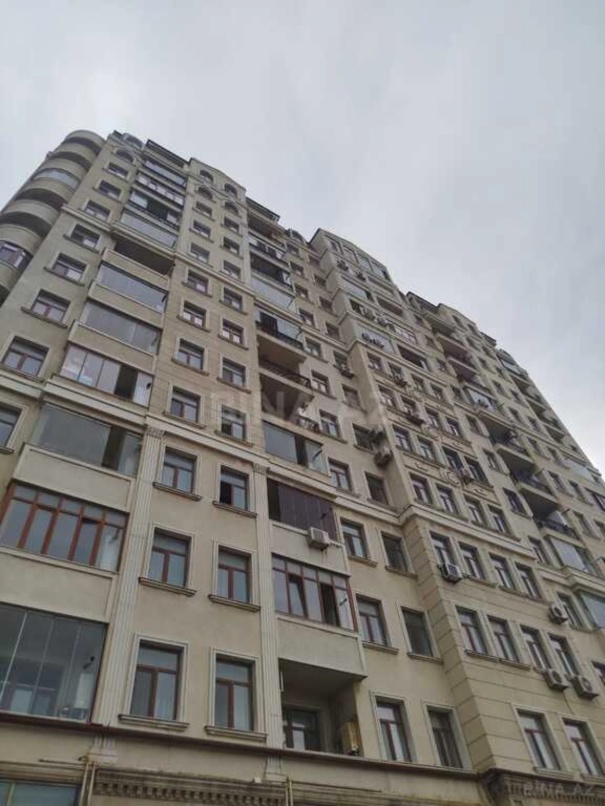 Satılır 3 otaqlı mənzil 60 m²