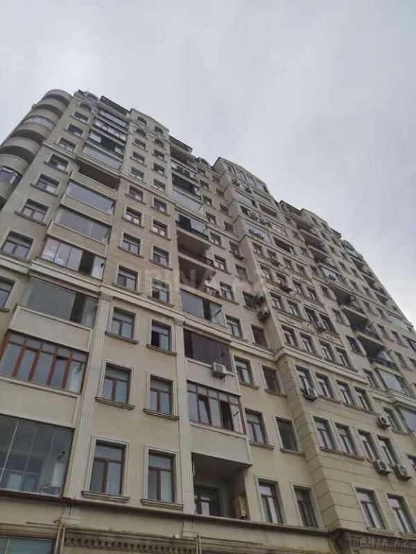 Satılır 3 otaqlı mənzil 60 m²