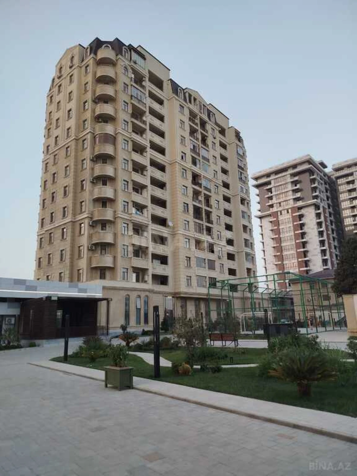 Satılır 3 otaqlı mənzil 60 m²