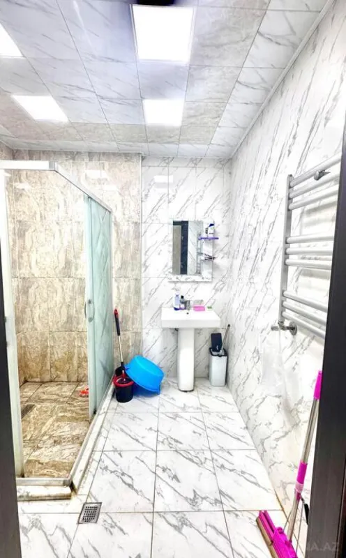 Satılır 2 otaqlı mənzil 60 m²