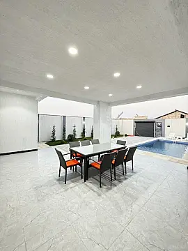 Satılır 4 otaqlı həyət evi 160 m²