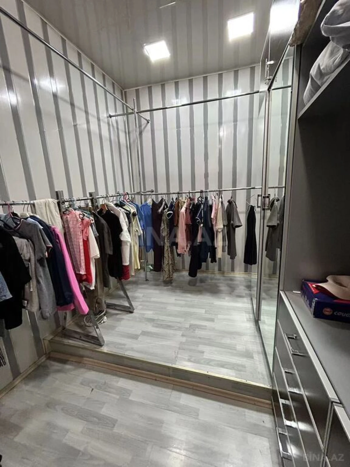 Kirayə verilir 6 otaqlı həyət evi 300 m²