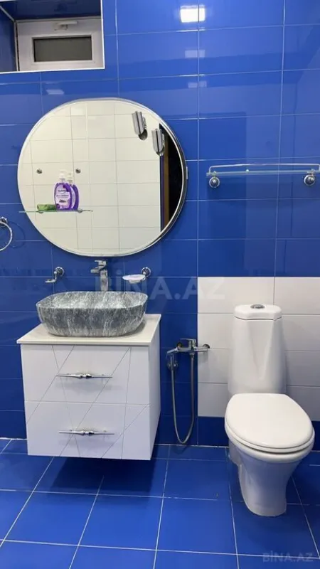 Kirayə verilir 6 otaqlı həyət evi 300 m²