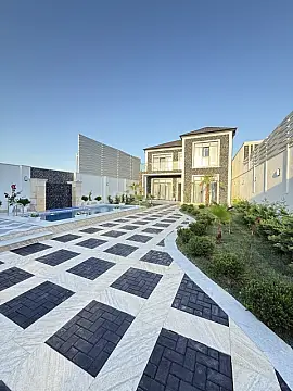 Satılır 5 otaqlı həyət evi 220 m²