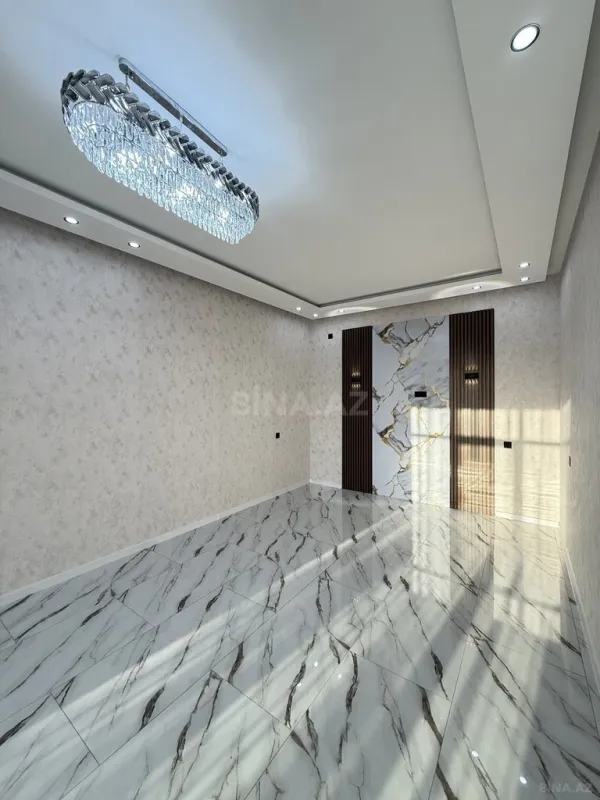 Satılır 5 otaqlı həyət evi 220 m²