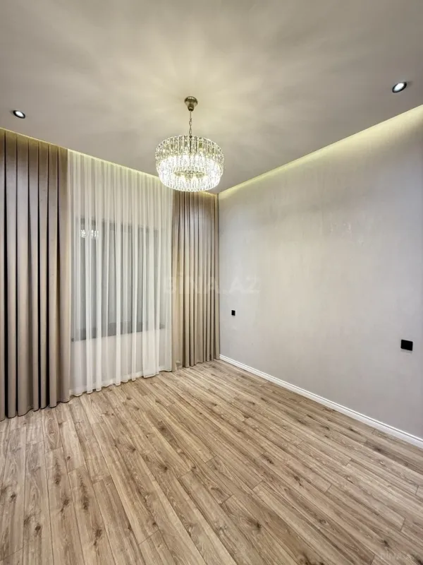 Satılır 4 otaqlı həyət evi 140 m²