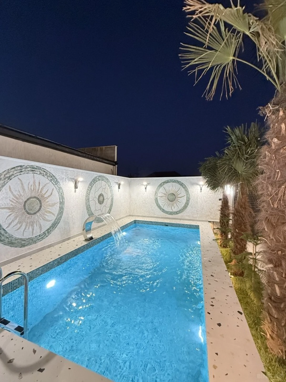 Satılır 4 otaqlı həyət evi 140 m²