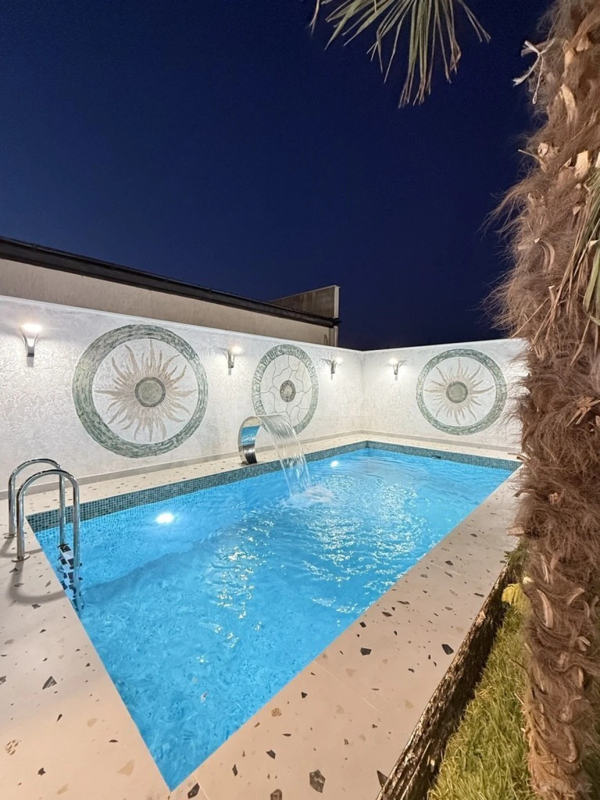 Satılır 4 otaqlı həyət evi 140 m²