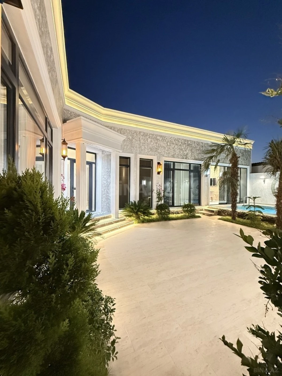 Satılır 4 otaqlı həyət evi 140 m²