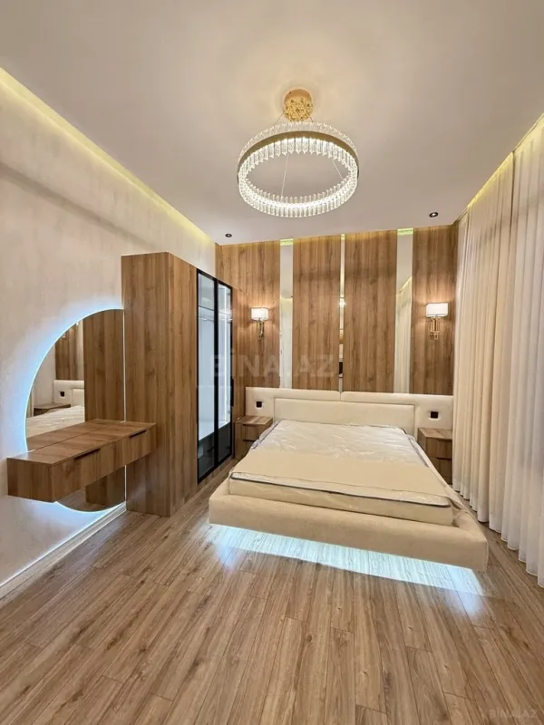 Satılır 4 otaqlı həyət evi 140 m²