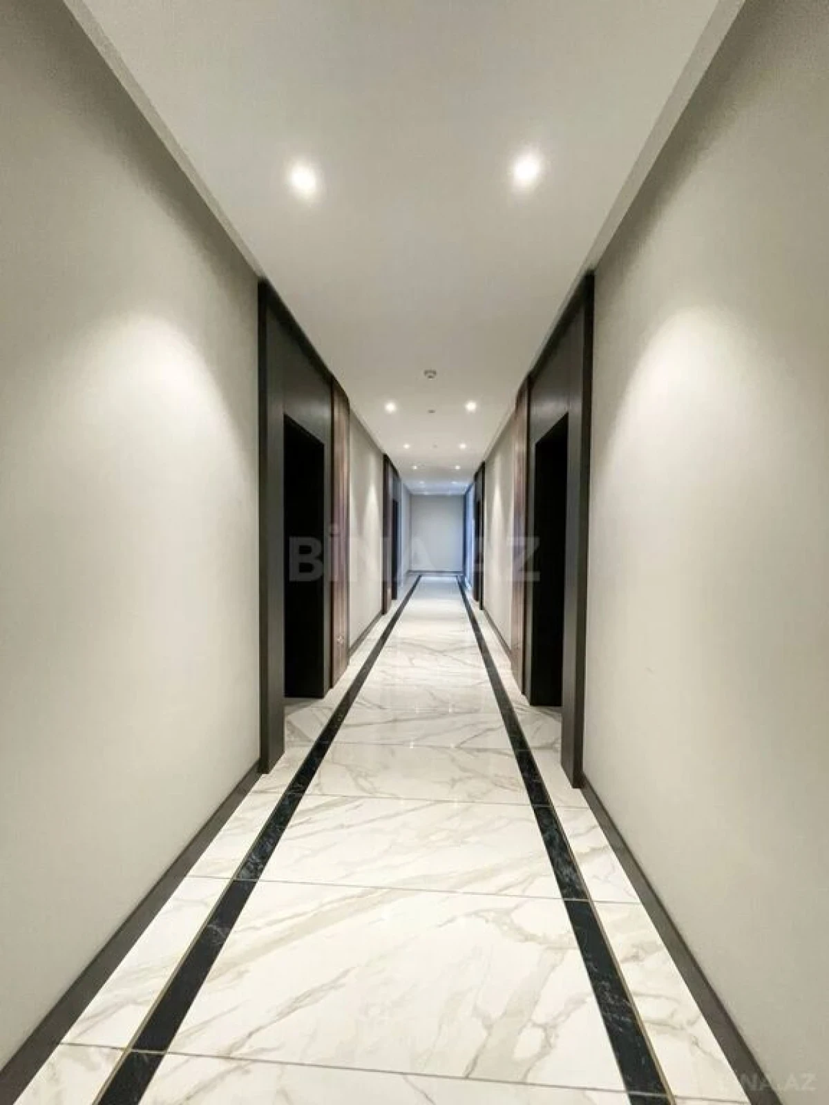 Kirayə verilir 2 otaqlı mənzil 55 m²