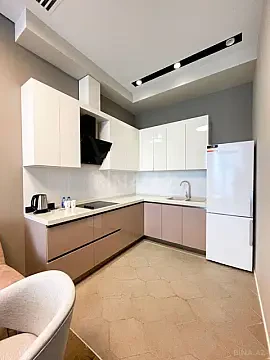 Kirayə verilir 2 otaqlı mənzil 55 m²