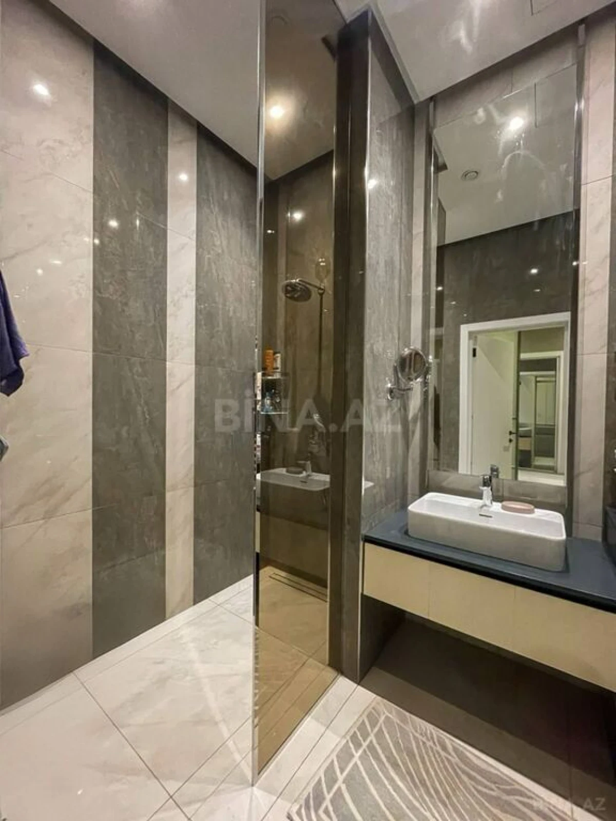Kirayə verilir 2 otaqlı mənzil 55 m²