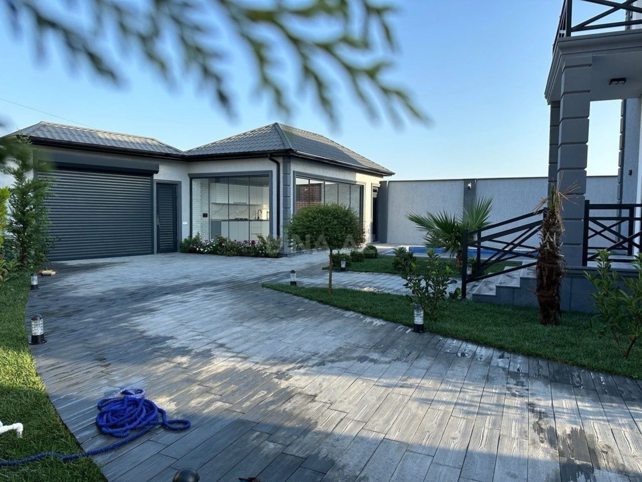 Kirayə verilir 4 otaqlı həyət evi 250 m²