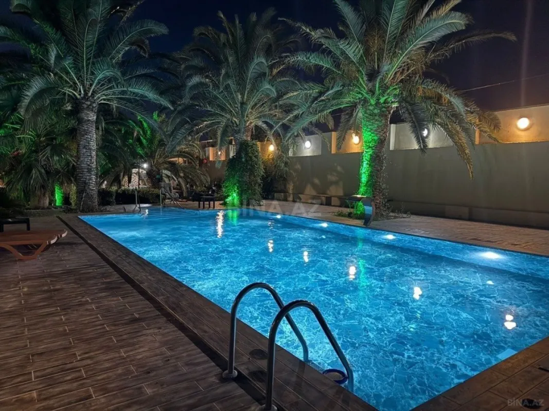 Kirayə verilir 8 otaqlı həyət evi 700 m²