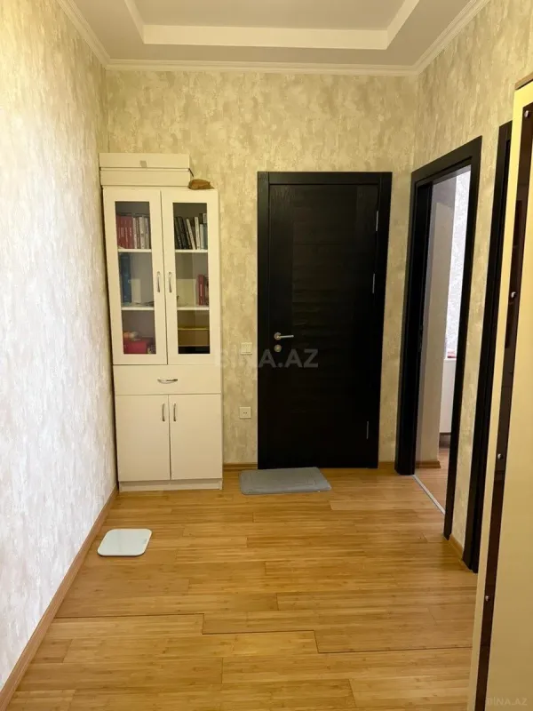 Kirayə verilir 2 otaqlı mənzil 70 m²