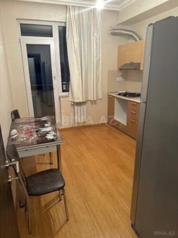 Kirayə verilir 2 otaqlı mənzil 70 m²