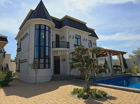 Satılır 7 otaqlı həyət evi 400 m²